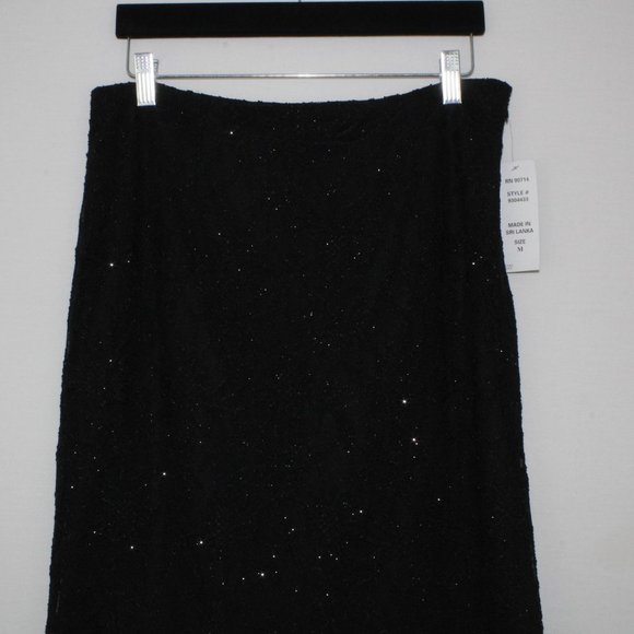⬇️$28 S. Levine Black Lace Skirt w/ sparkle shimmer - Picture 2 of 14